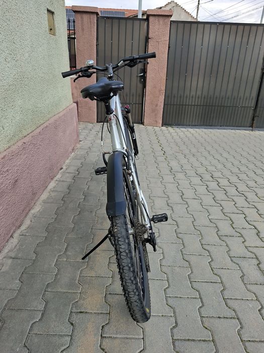 Bicicleta cu bara Felt  27 viteze, roti 26, aluminiu