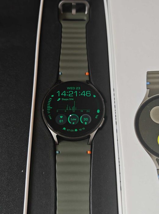 Samsung Galaxy Watch 7 44mm LTE (+подарък каишка по избор)