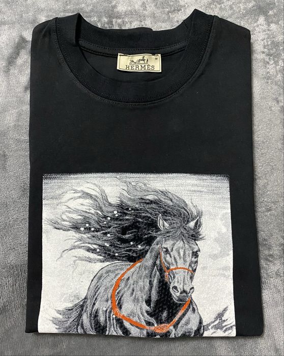 Vand tricou nou de barbati
