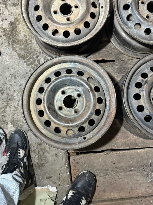 Диски R14 (4*100) железные