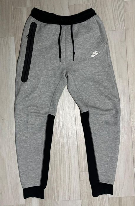 Nike Tech Fleece