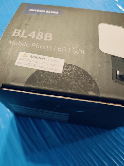 Lumina magnetică Selfie Neewer Basics Magsafe iPhone sau prindere Clip