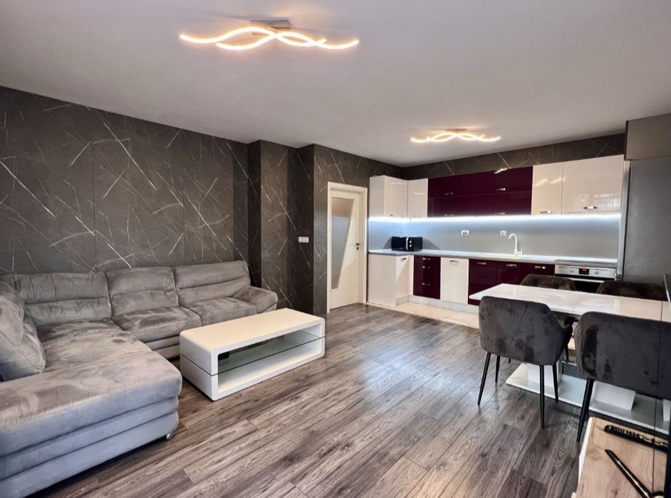 Дружба 2 двустаен 720€