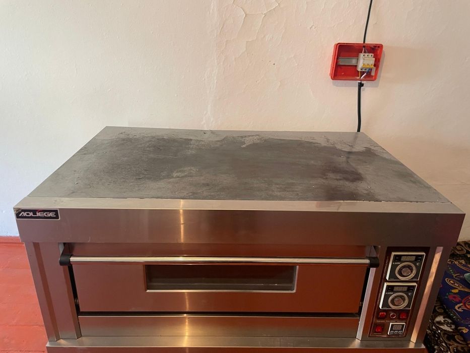 Жарочный шкаф.  .