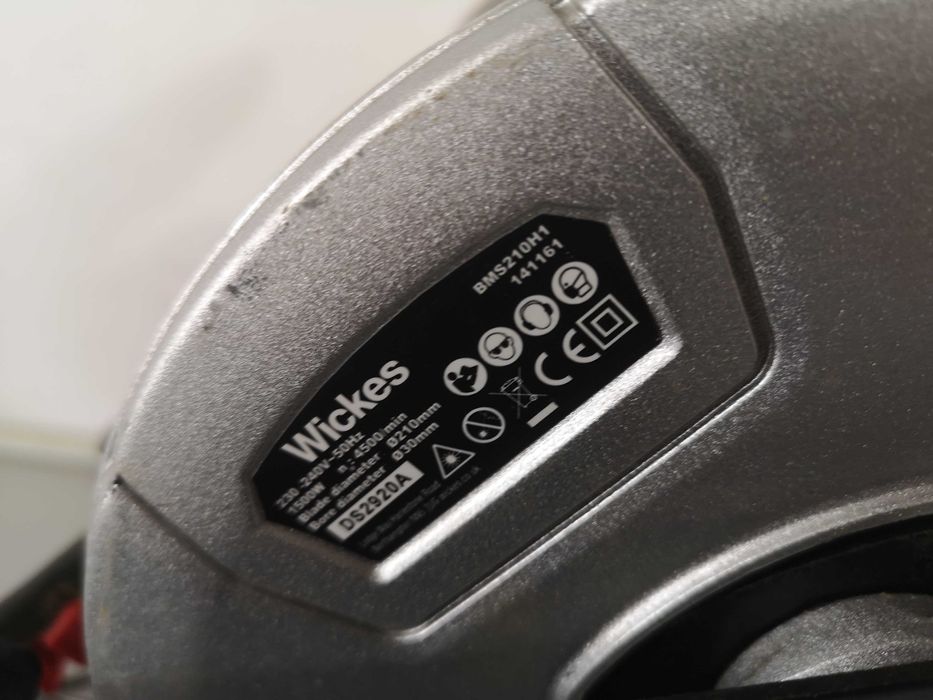 Циркуляр пендула - Wickes 1500W / 210mm