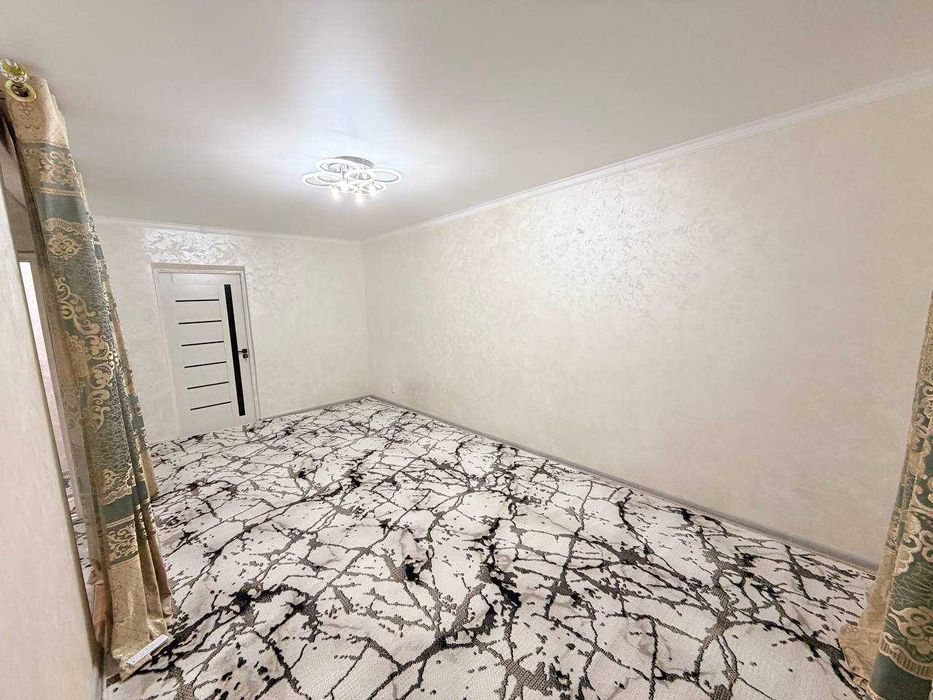 Продаётся 2х передел в 3х комн квартира на 1 этаже Горгаз Кафе Бахор