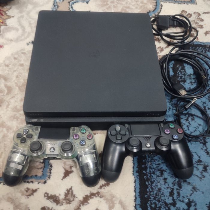 Playstation 4slim