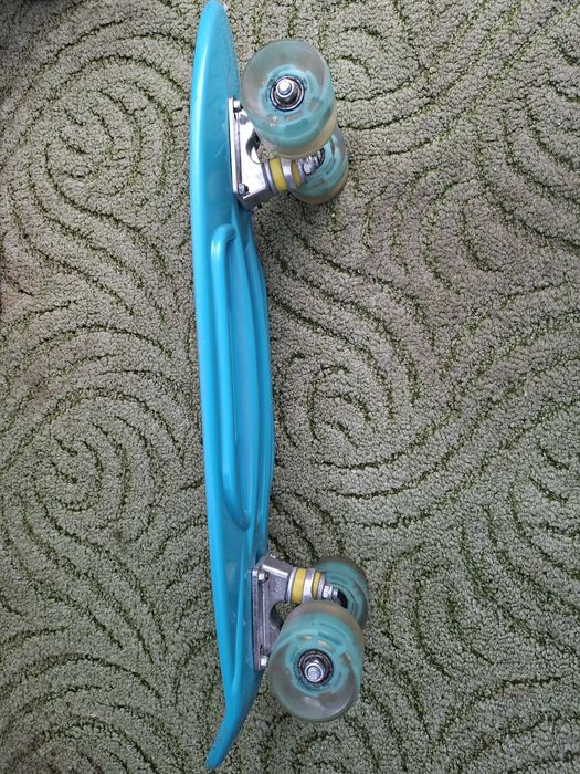 Скейтборд продам