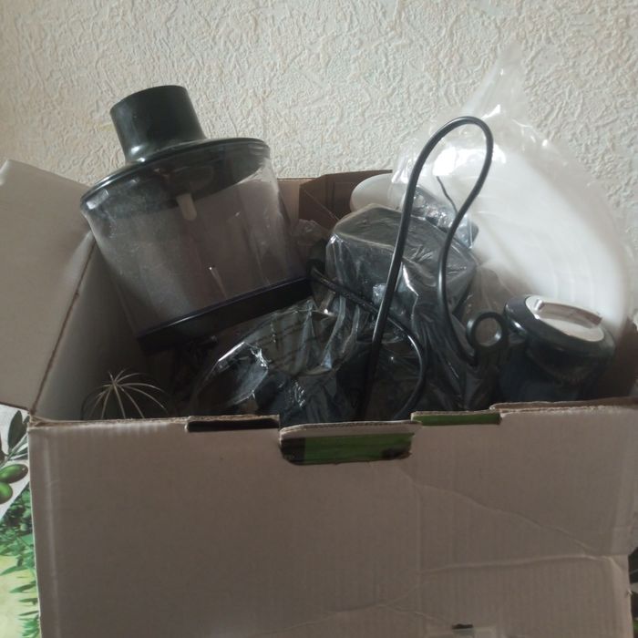 Блендер  кухонный комбайн