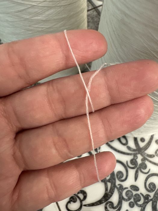 Продам большие катушки ниток