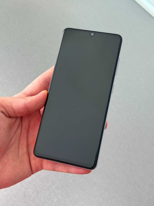samsung a41 =piese display original bun ! placa defecta