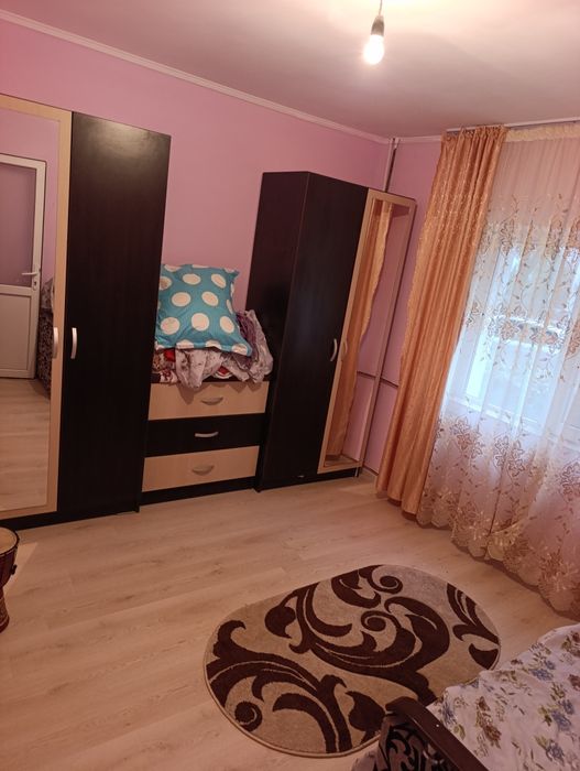 Vând apartament 2 camere zona capăt 1