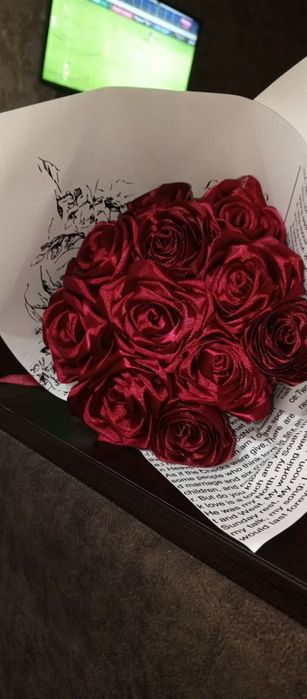 Авторские букеты из атласных лент.