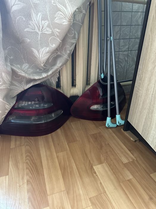 Задние стопы 211 мерседес пара