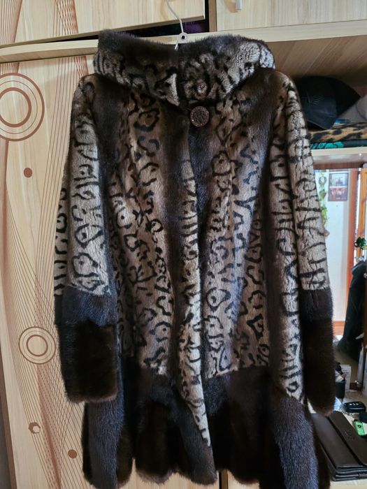 Продам норковую шубу размер до 50