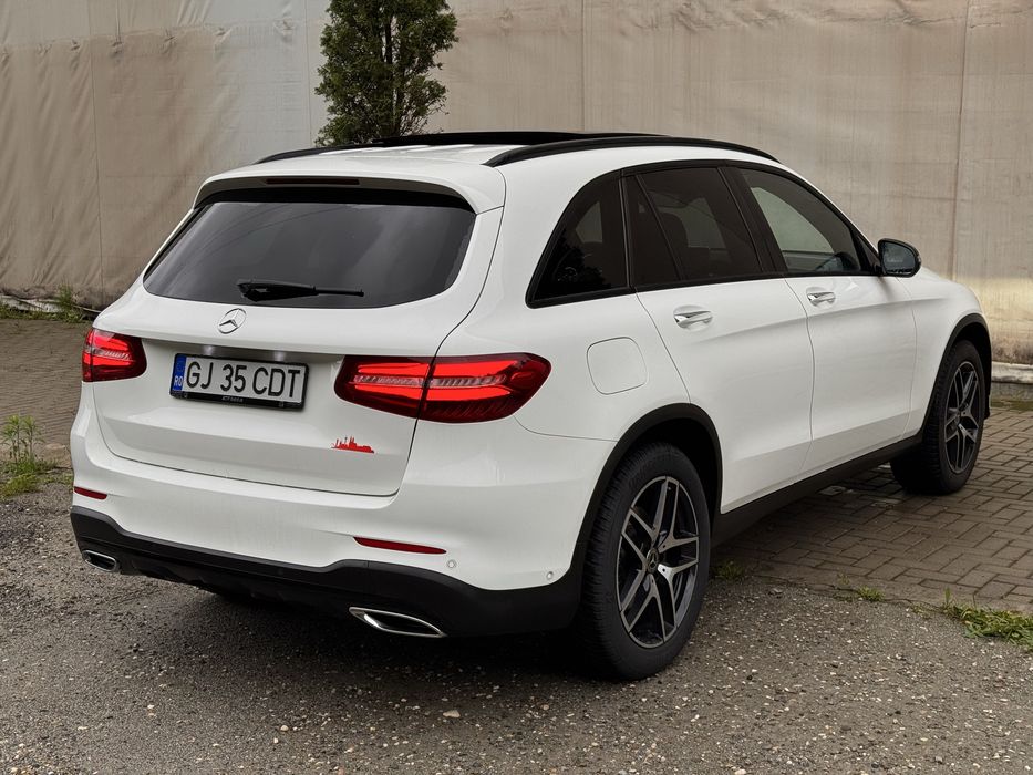 Mercedes GLC250 AMG 4Matic 2017 usor avariat