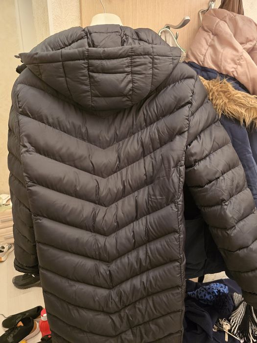 Продаю  куртку почти новая