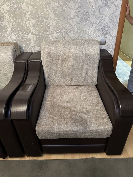 Бу диван с креслом