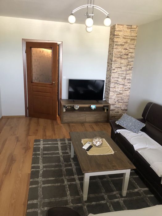 Дава се под наем