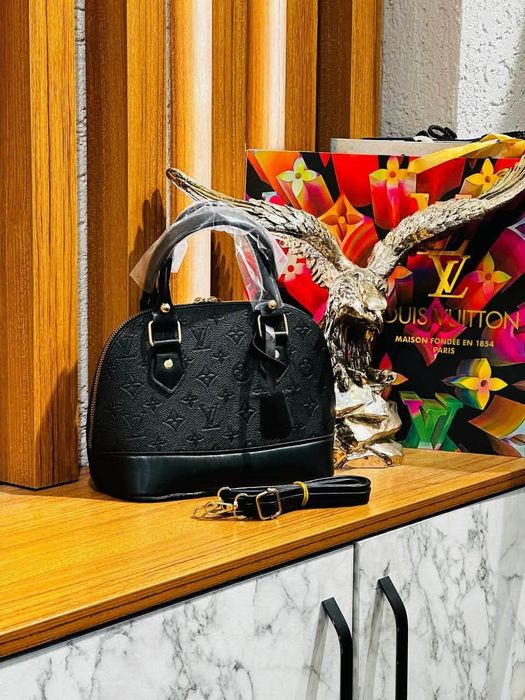 Gentute dama si compleuri copii