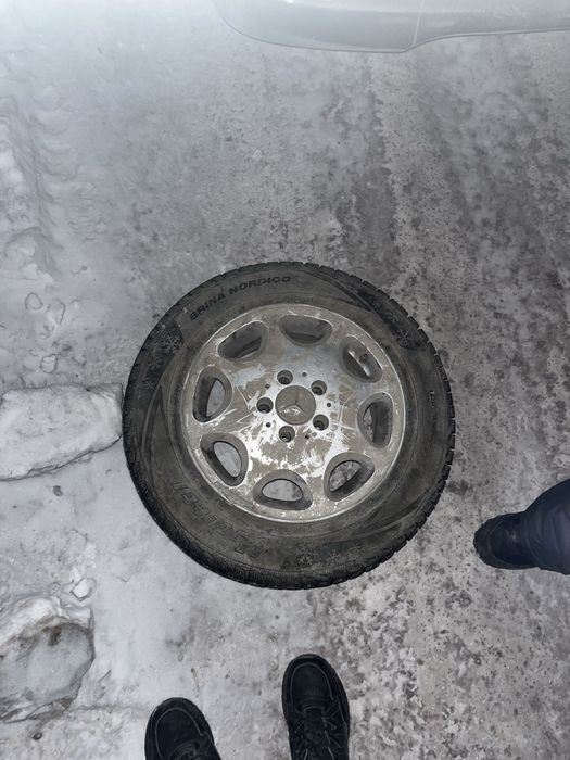 Продам диск с резиной