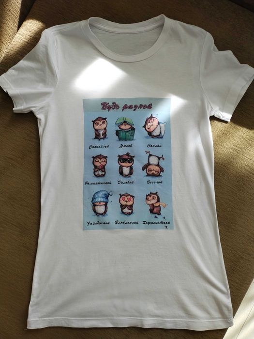 Продам женскую футболку