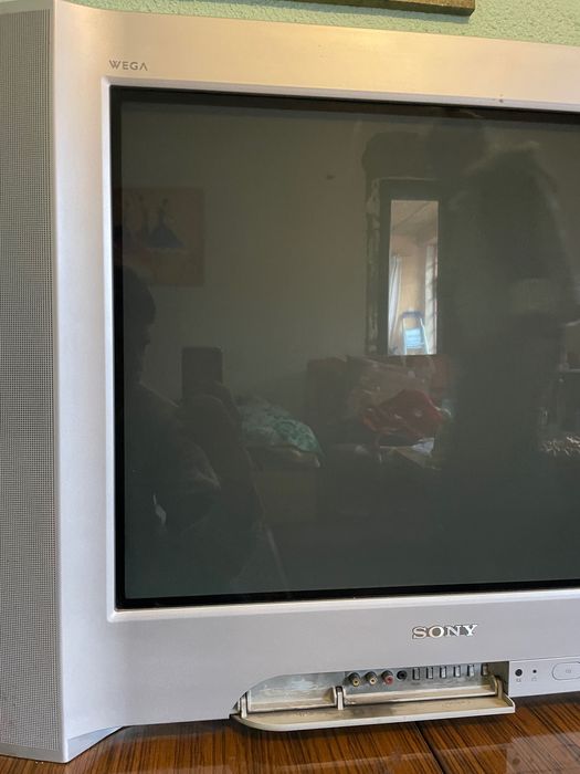 Sony Wega 27,5 инча