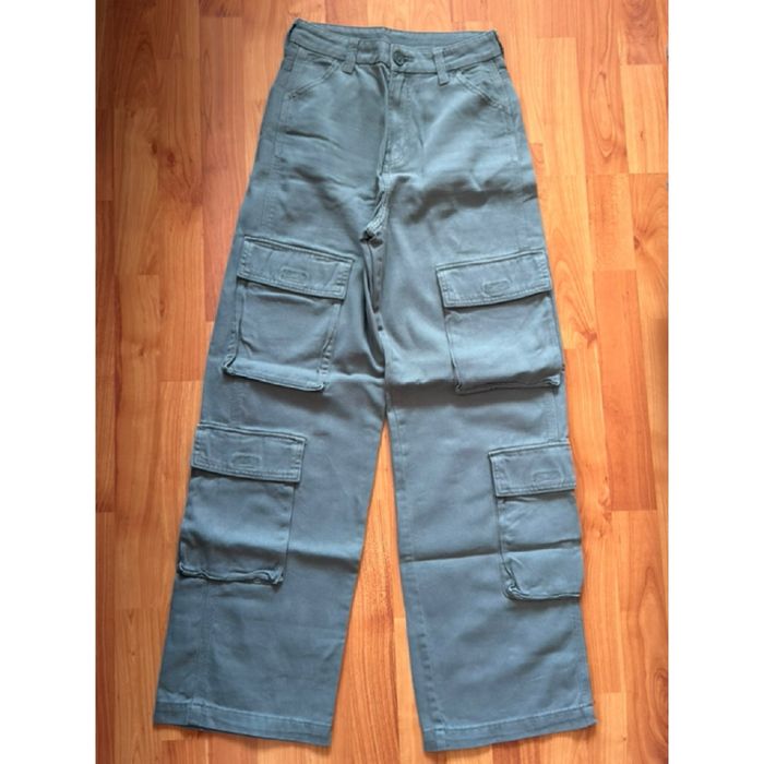 Пантолони от  H&M, Pull&Bear, Sinsay, Junona, Terranova