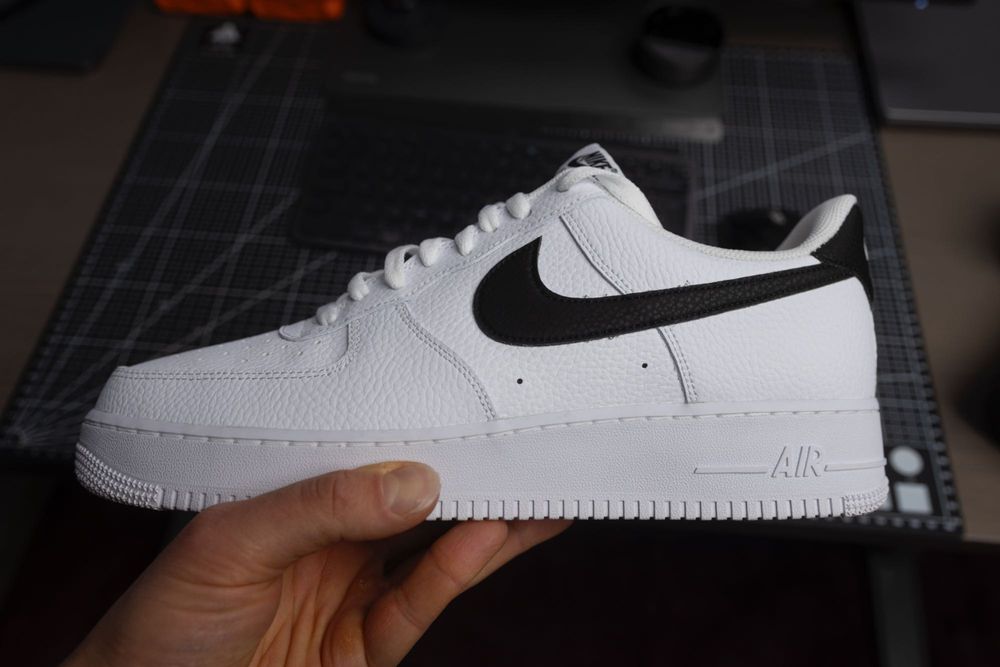 Nike Airforce 1 LV8 Чисто Нови