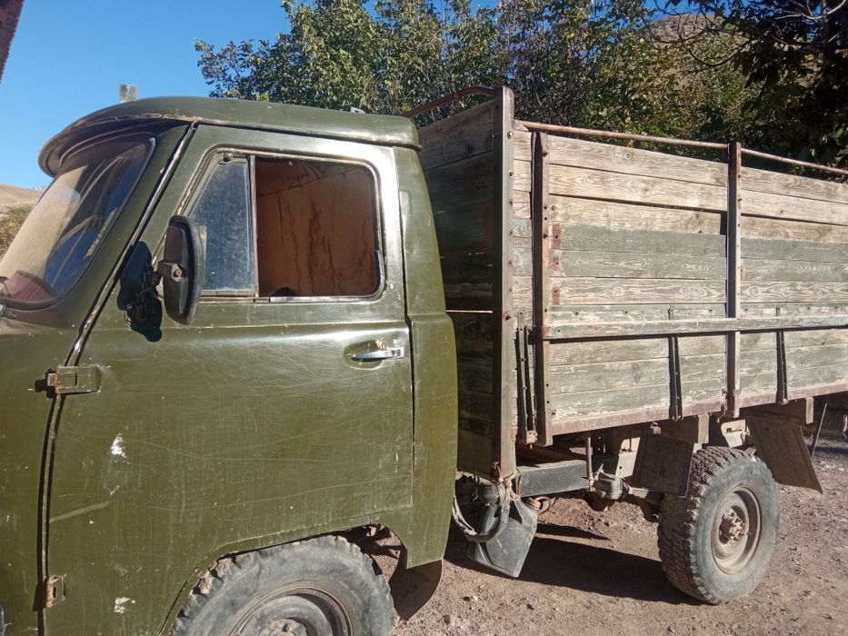 УАЗ 452Д БОРТОВОЙ машина сотилади