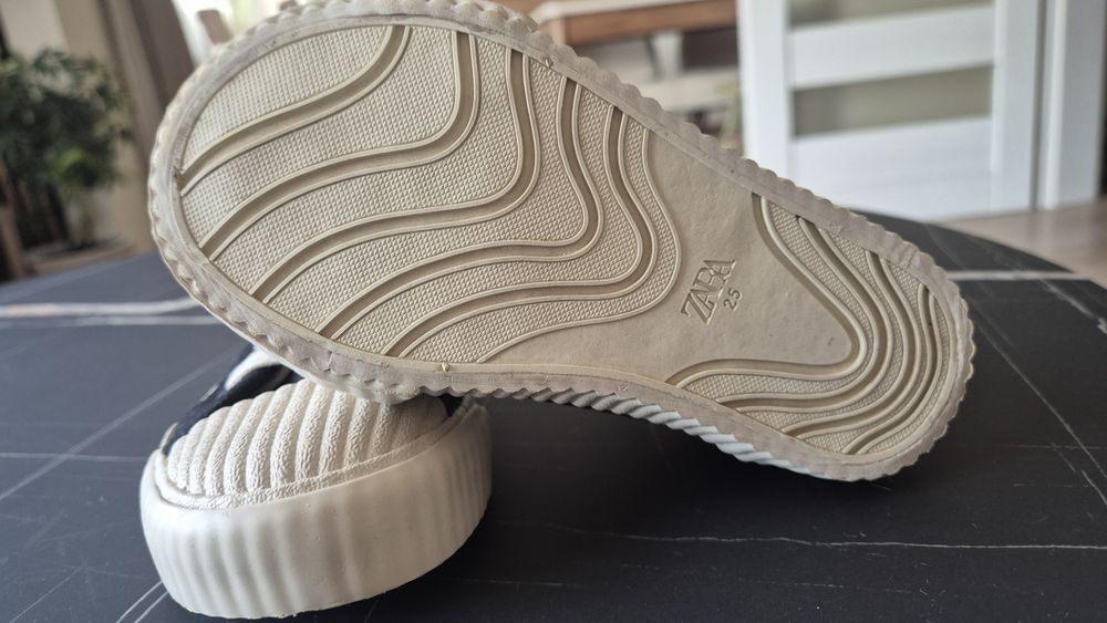 Високи кецове Zara