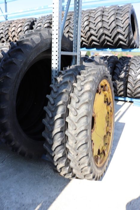 230/95 R44 cu jante ( second hand )  9.5-44  Cauciucuri tractor, Fiat, Case, Fendt, John Deere, New Holland, Massey Ferguson, UTB   Cauciucuri tractor