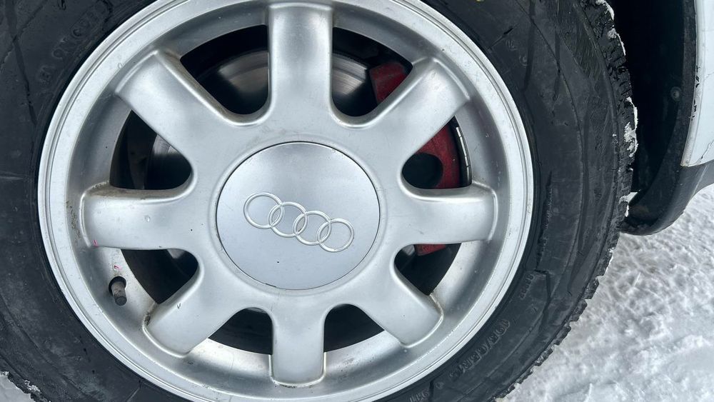 Ауди 100 обьем 2.6 год 1993