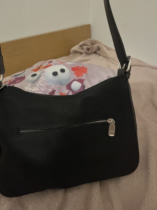 Дамска чанта фила