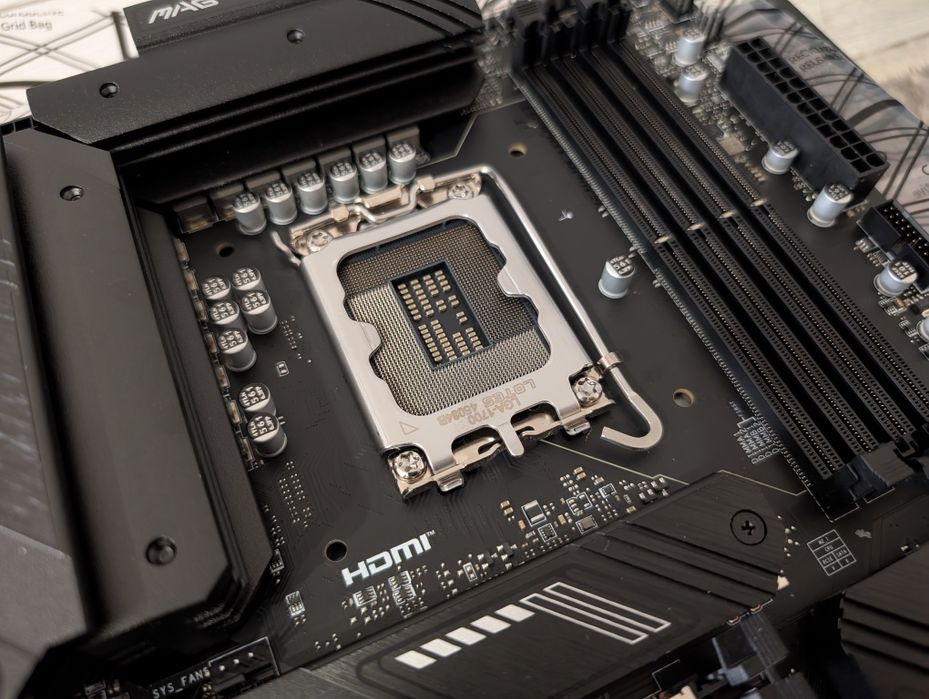 MSI B760 Tomahawk wi-fi DDR5