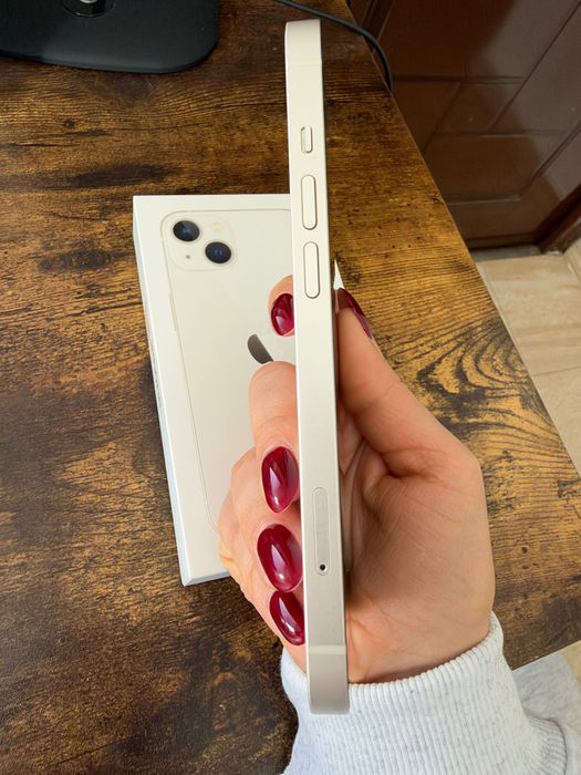iPhone 13, бял, 128 GB, 89% батерия
