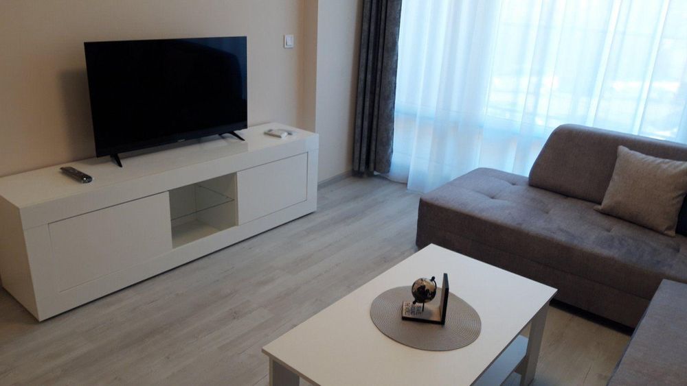 Двустаен апартамент в ж.к. Сухата река