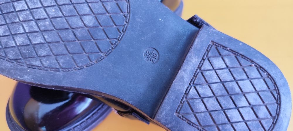 Детски официални обувки за момиче