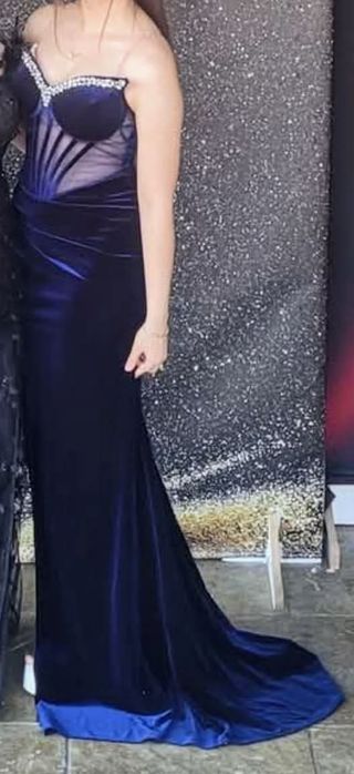 Бална рокля тъмно синя