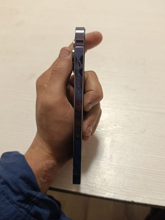 iPhone 14про 128гб