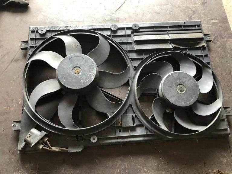 Electroventilator Volkswagen Passat CC 2.0 tdi 1k0121207aq