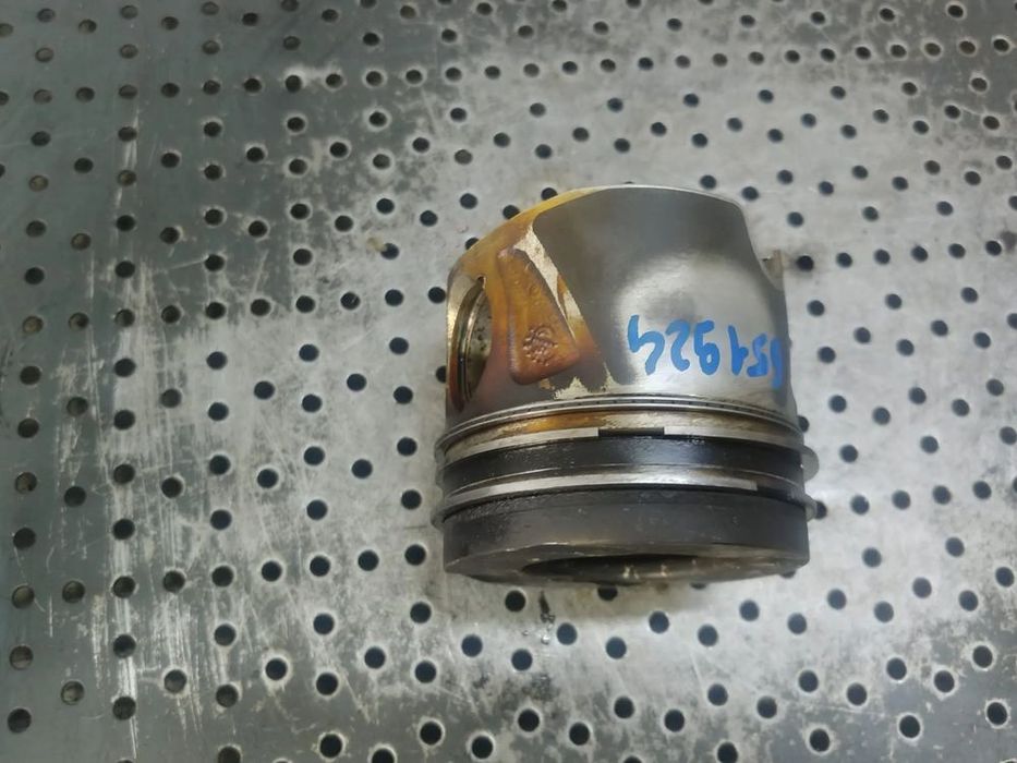 piston  2.2 cdi 651924 mercedes  e-class w212 euro 5