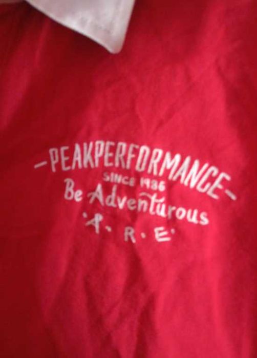 Оригинална фланелка с яка Peak Performance