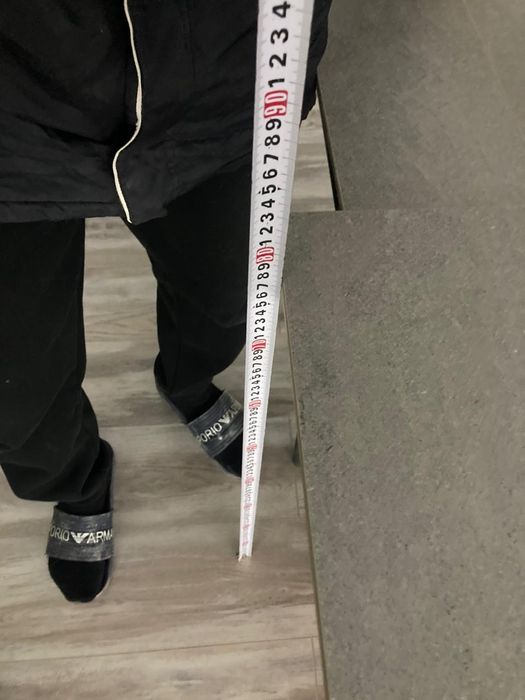 стол в отличном  состояния