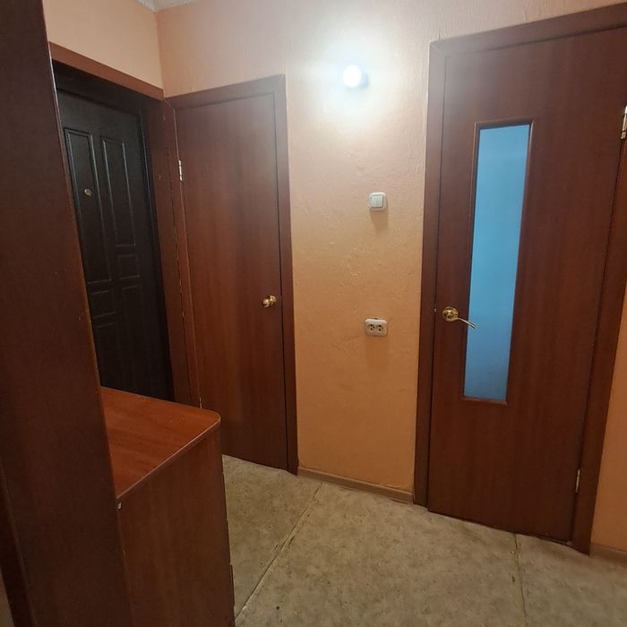 Продам 1-ком кварт 19 мкр-не!