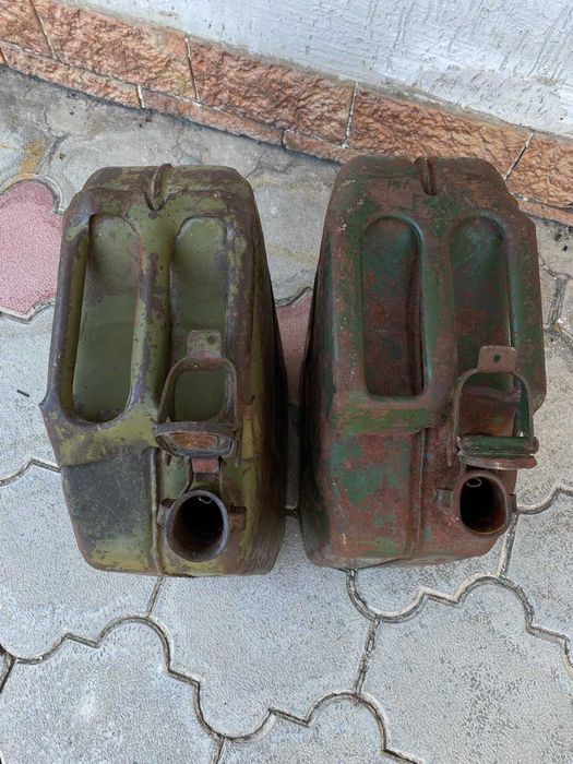 Канистра советская