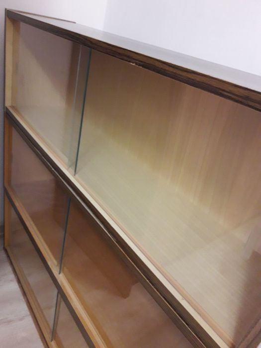 Советские деревянные полки со стеклом