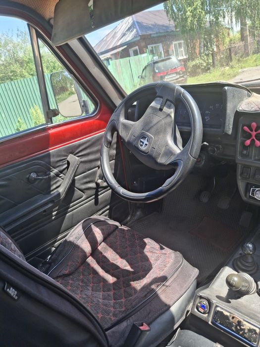 Автомобиль Нива ваз21217
