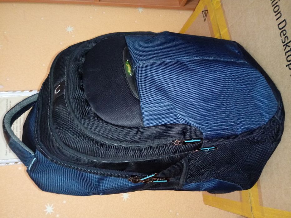 Продам рюкзак школьный