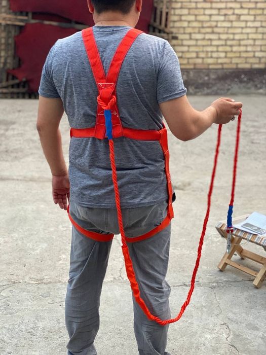 Монтажные пояс страховочний ремень